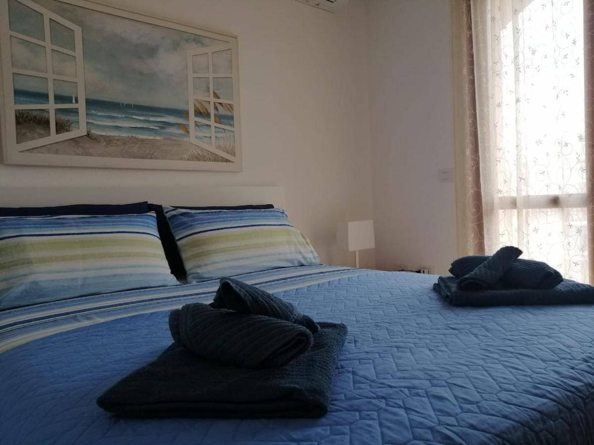 Moys Sea View *